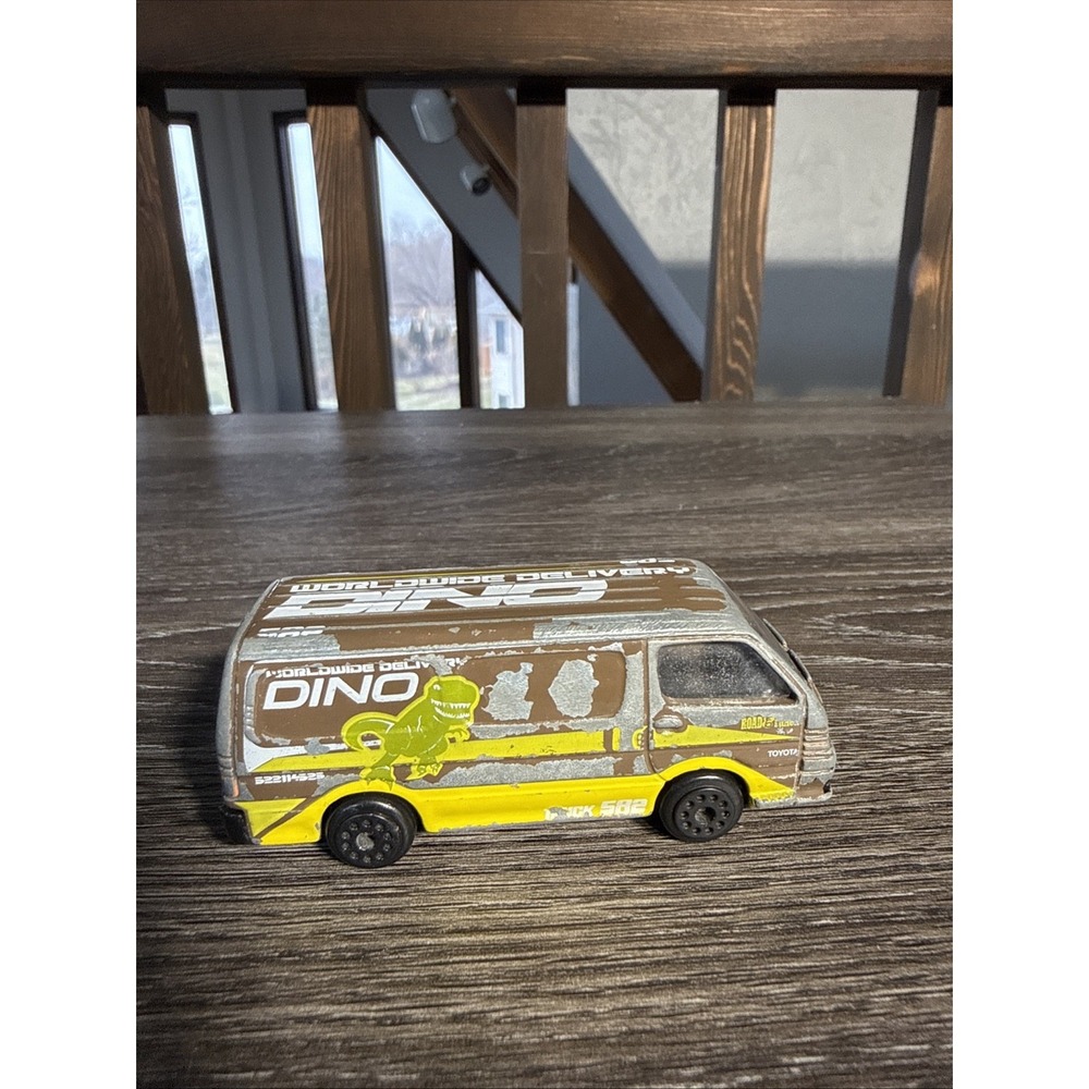 RARE! Vintage Motormax Toyota Have Dino Delivery Van 1/64 Scale Road‎ & Track